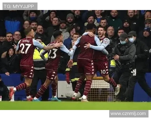 意甲重磅对决AC米兰主场迎战维罗纳争冠与保级的生死战